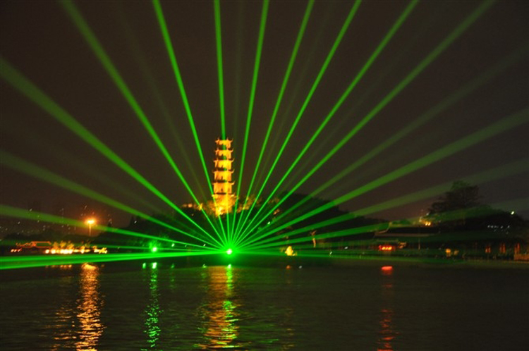 plumas laser Verde