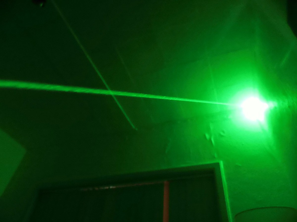300MW puntero láser barato